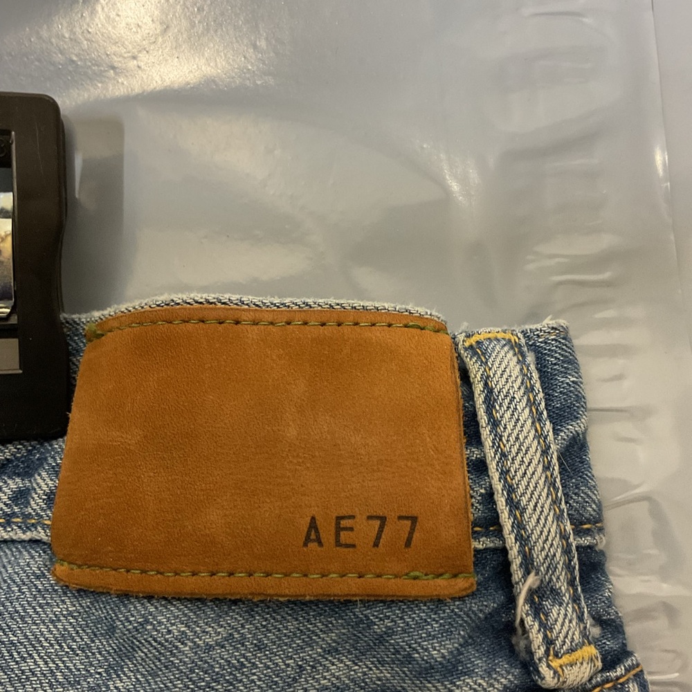 American Eagle Distressed Blue Jeans with Patches - Picture 4 of 4